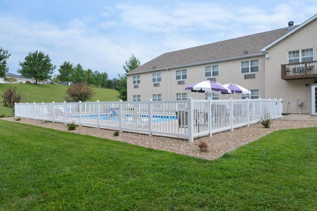 Hotel Baymont By Wyndham Il Chester