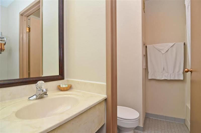 Hotel Baymont By Wyndham Il 3*